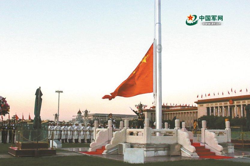 4月的兰花换土，如何做才能服盆快长得好？